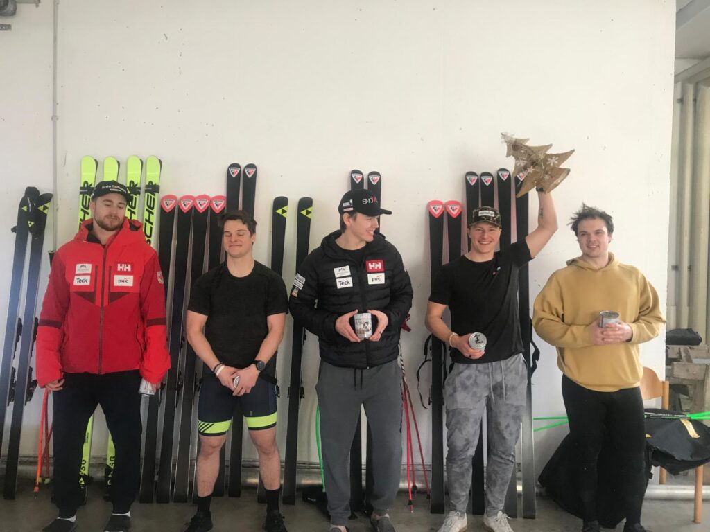 The 2025 Christmas Cup awards.